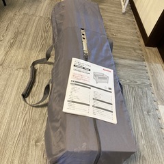 アップリカ　ココネルエアー　グレーベアー　中古　折りたたみベビーベッドの画像