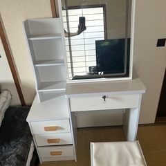 ドレッサー