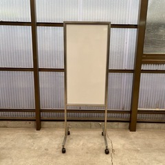 直接引き取り5%OFF コクヨ 案内看板 美品 幅500×奥行き450×高さ1400 mm　ホワイトボード 店舗用品 事務用品 オフィス 公共施設 中古　503124の画像
