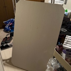 テーブル
