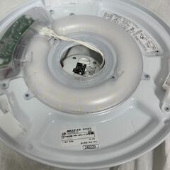マンション・アパートの内玄関用LEDシーリングライト新品同様をお安くお譲りいたします♪の画像