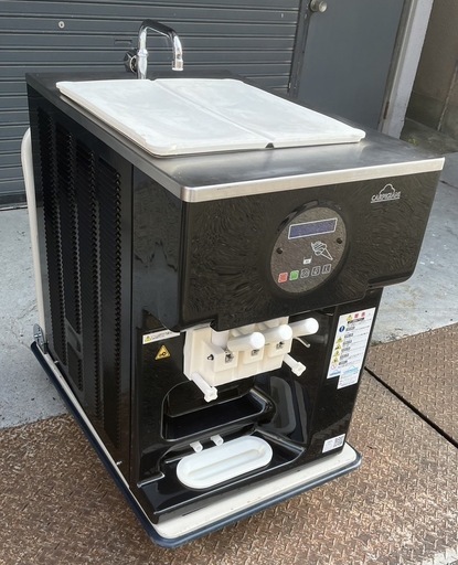 2018年 業務用 カルピジャーニ ソフトクリームフリーザー 193 G/SP/N