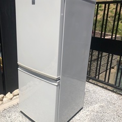 SHARP 2ドア 冷凍冷蔵庫 2017年製の画像