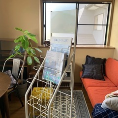 マガジンラックA4　の画像