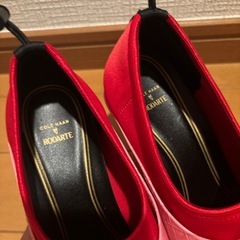コールハーン パンプスの画像
