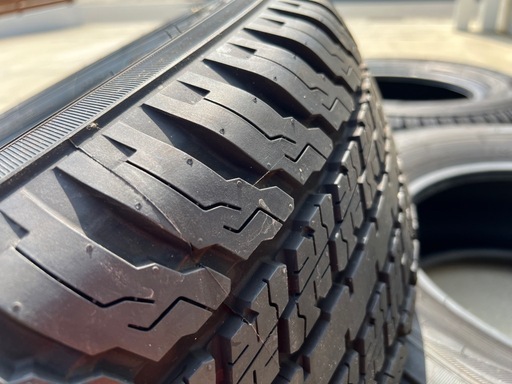ヨコハマタイヤ GEOLANDAR A/T G94 265/65R17 23年製造　バリ溝
