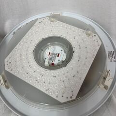 ６畳用LEDシーリングライト 新品同様 大変お安くお譲りいたします！！①の画像