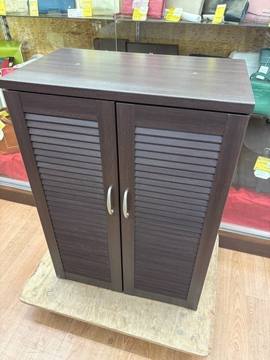 ニトリ木製シューズボックスミラー付①