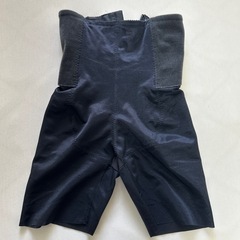 【新品未使用】ワコールの産後骨盤ガードルの画像