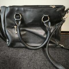 ショルダーバッグの画像