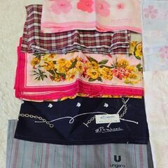 ハンカチ 58枚 ブランド まとめ売り ちりめん 花柄 紳士 昭和レトロ 雑貨の画像