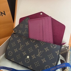 ルイヴィトン　ポシェットフェリシー
