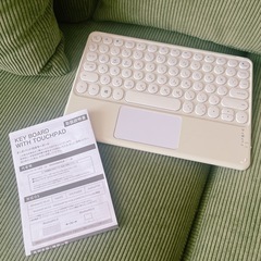 【受付終了】タッチパッド付きキーボードの画像