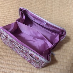 ポーチ