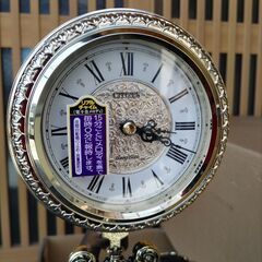 ブロンズ像置き時計の画像