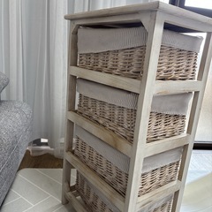 お譲り先決まりました　キャビネットの画像