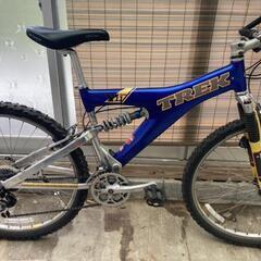 TREK y11

