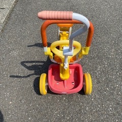 アンパンマン三輪車の画像