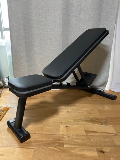 リーディングエッジ　インクラインベンチ