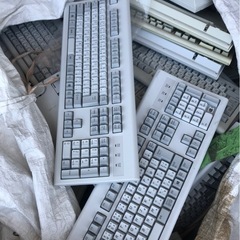 キーボード 1個200円