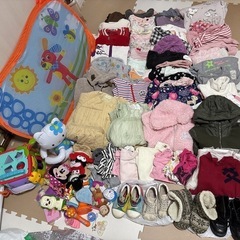 子ども服90〜おもちゃボールプール