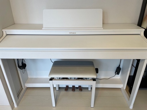 ローランド 電子ピアノRP701ホワイト