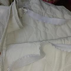 セミダブル　敷パッドの画像