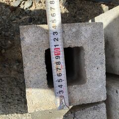 39：独立基礎　基礎ブロック　フェンス他　高さ30cm　1個当たりの値段ですの画像