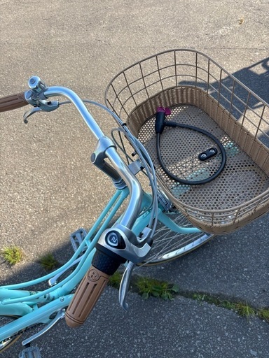 美品 ブリヂストン カジュナ スイートライン 26インチ 自転車 3段切替 CS6T2 ミストグリーン