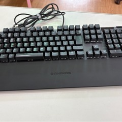 ☆ジモティー割引有☆ steelseries/ｹﾞｰﾐﾝｸﾞｷｰ...