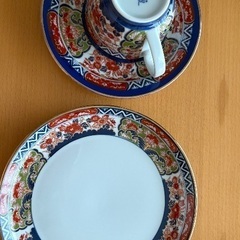 素敵な有田焼のカップソーサー。皿