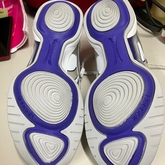 ☆値下げ☆W2505-576 Reebok EASY TONE フィットネスシューズ サイズ23.5cm 中古の画像