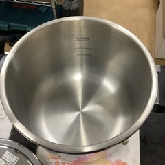 リヨン（Lyon） 両手圧力鍋 6L IH対応　リサイクルショップ宮崎屋　佐土原店　25.10.25Fの画像