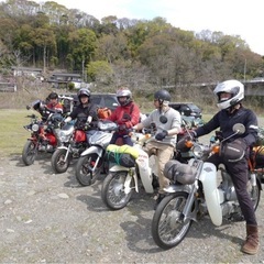 スーパーカブ系バイクで行く「カブキャンプ」