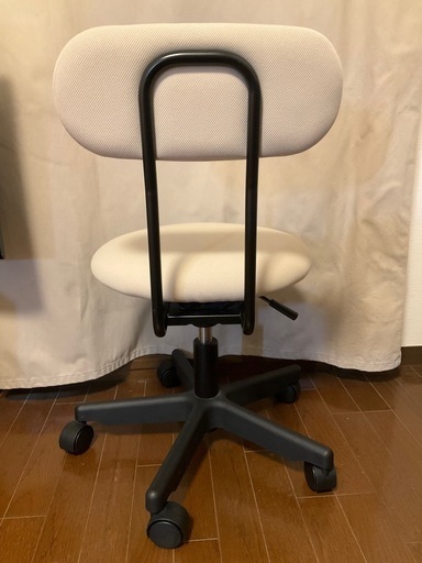 無印良品のオフィスチェアベージュ