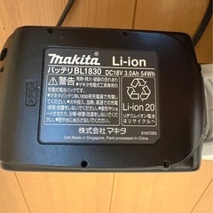 【マキタ makita 】充電式クリーナ CL182FD 充電器/フロアカーペット用ノズル付の画像