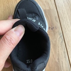 新品 男の子 女の子 スニーカー 靴 軽量 黒 13センチ 14センチの画像