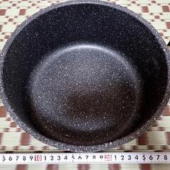 royalvkb 両手鍋（蓋付き)の画像