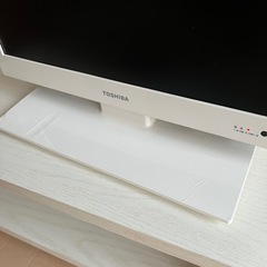 TOSHIBA　テレビセットの画像