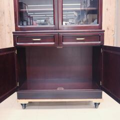 両扉食器棚　カリモク　リユース品　在庫2台の画像