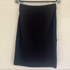 H＆M  スーツの画像
