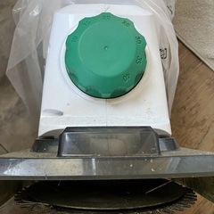 マキタ電動芝刈り機中古品の画像
