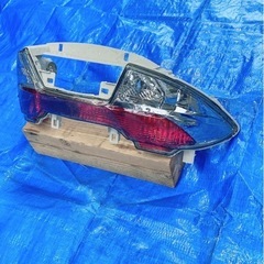 スカイウェイブ250　CJ44 45 46用 テールランプ（新品）の画像