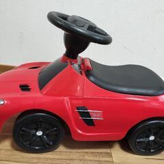 メルセデス・ベンツの乗れるおもちゃ
