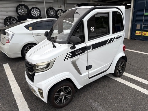 ?電動小型特殊 普通免許で乗れる乗用車 バッテリー新品付【シニアカー九州最大級の販売＆買取数!! 高価買取アールワン田川店】