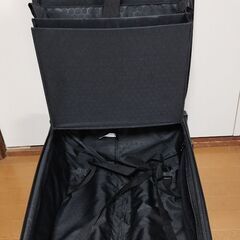 スーツケースの画像