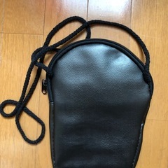 クレヨンしんちゃんショルダーポーチの画像
