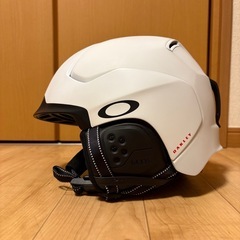 【最終価格】OAKLEY MOD5 ヘルメット