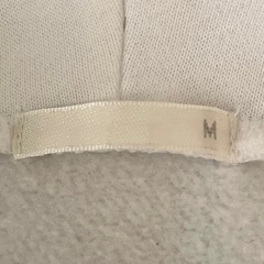 GU スウェットプルパーカ ユニセックスMサイズの画像