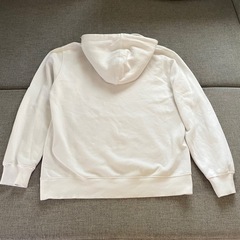 GU スウェットプルパーカ ユニセックスMサイズの画像